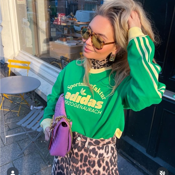 Comfy Athleisure Wear - Picture 16 of 16